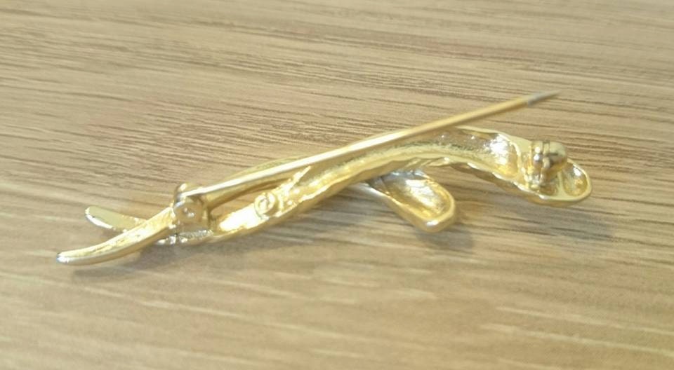 Vintage Gold Tone Ribbon Brooch, 1950s/60s Retro Style