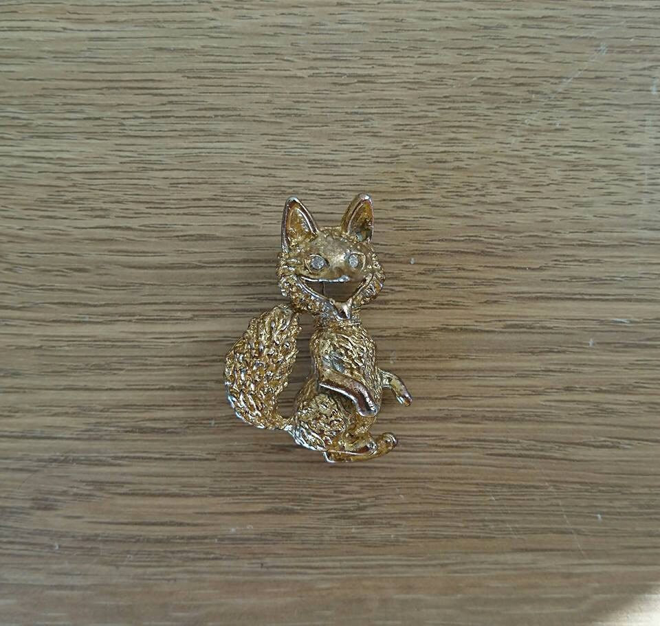 Vintage Gerry's Fox Brooch, Gold Tone Rhinestone Pin, 1970s Animal Jewelry