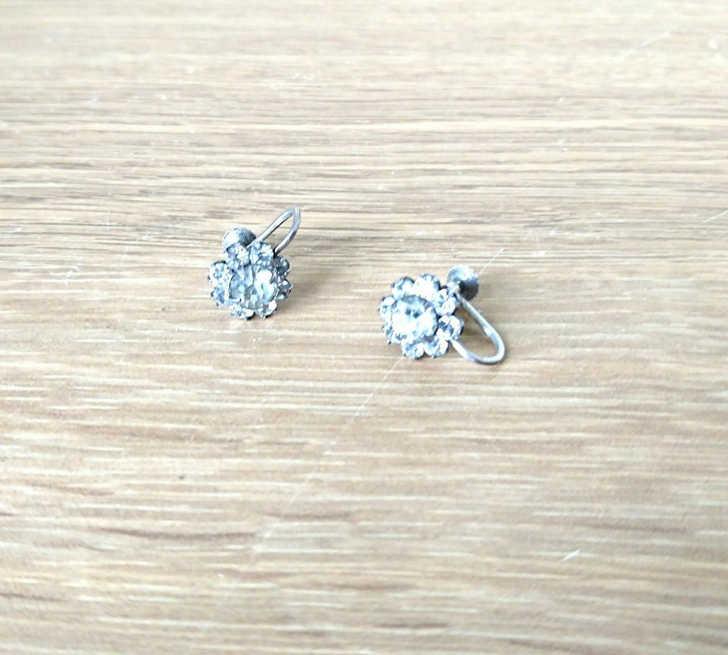 Vintage Earrings Screw Back Faux Diamond diamante Rhinestone Silver Tone Floral Stud Costume jewelry