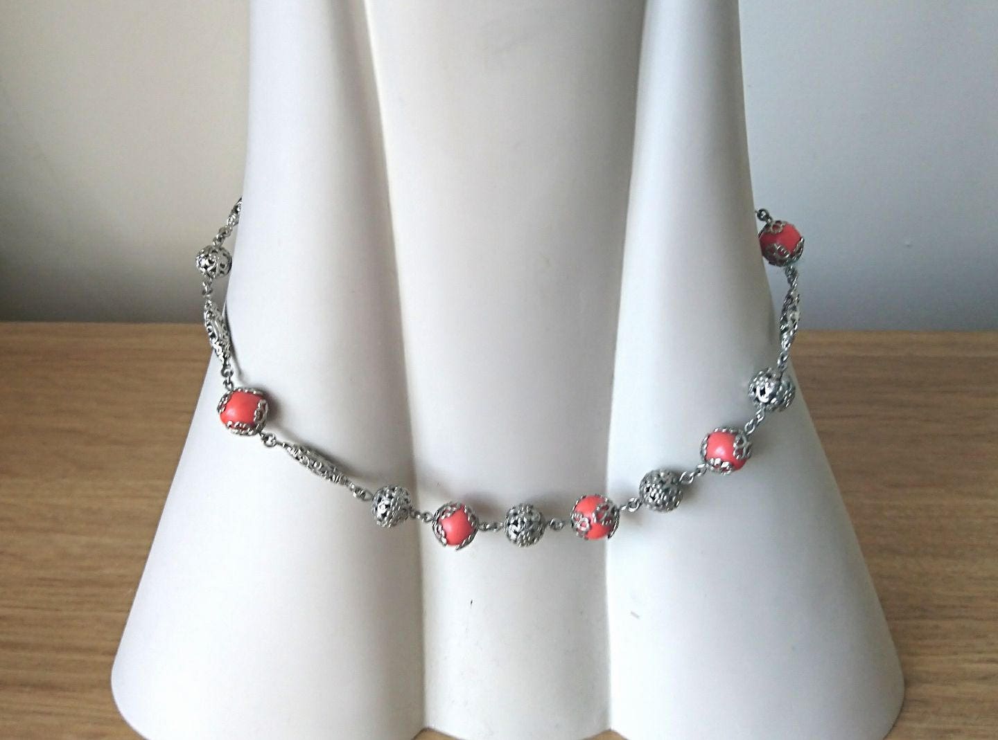 Vintage Necklace Silver Tone Metal Small Necklace C clasp Costume Jewellery Jewelry