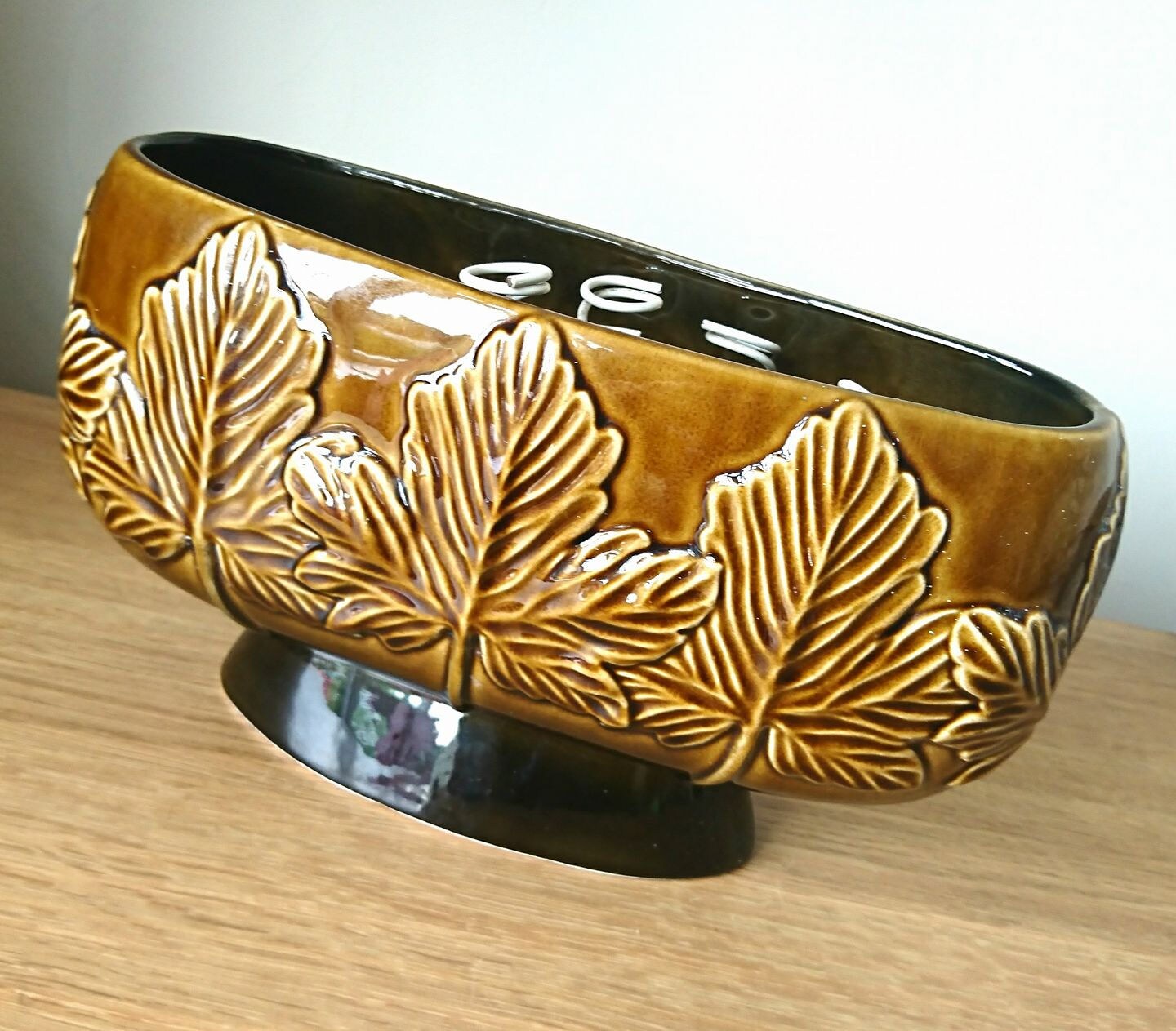 Vintage Sylvac Posy Vase, Forest Brown Sycamore Leaf Design, 1960s