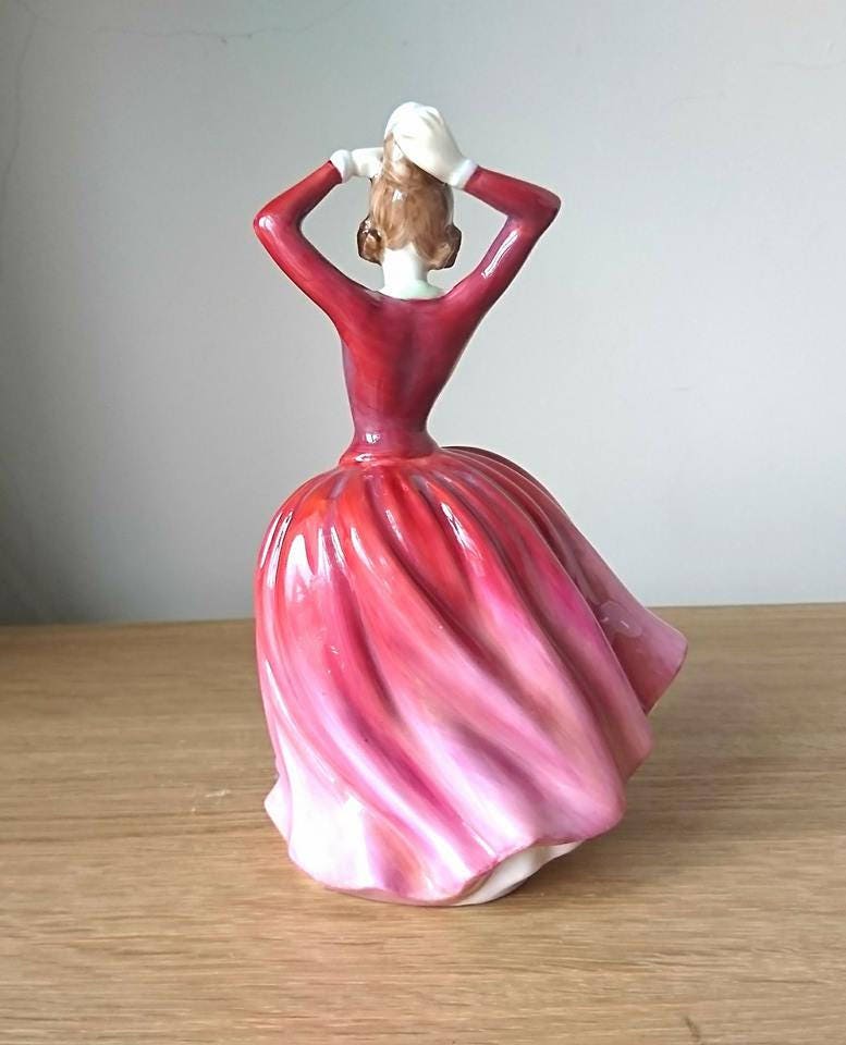 Royal Doulton Figurine: Lady Katrina HN2327, Red Dress Collectable