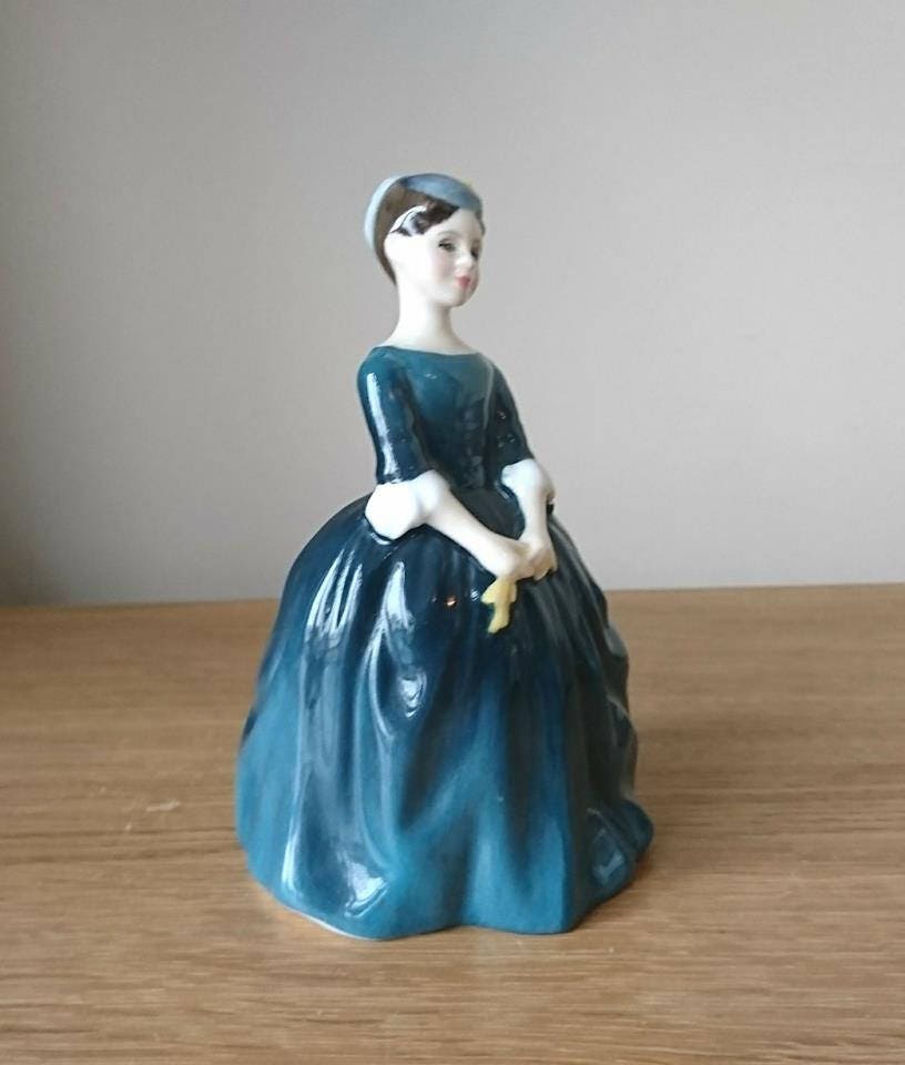Vintage Royal Doulton Figurine  Cherie HN2341, England, 1965