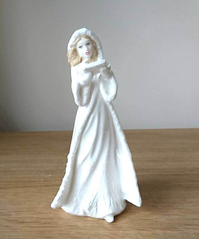 Vintage Royal Doulton Figurine: Christmas Carols, HN3727 Sentiments