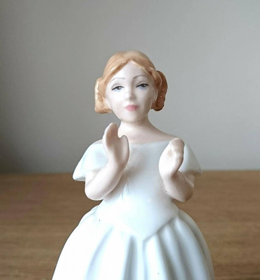 Royal Doulton Figurine Catherine HN3044 Vanity Fair Children  Pretty Girl Figurine White Dress