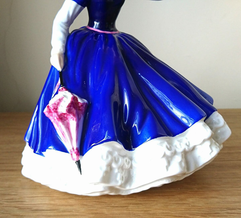 Royal Doulton Figurine: Mary HN3375, 1992 Figure of the Year