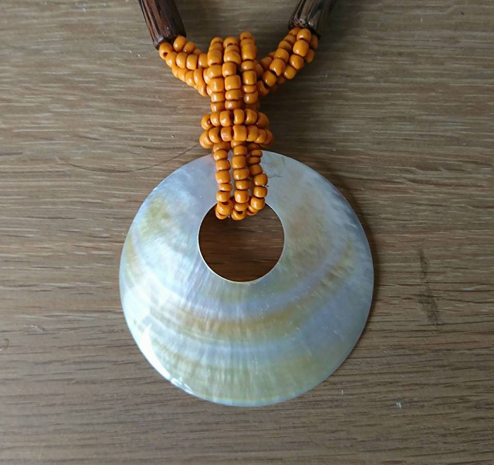 Vintage Shell Necklace Pendant Wooden Tribal Ceramic Orange Beaded Necklace Costume Jewellery Jewelry
