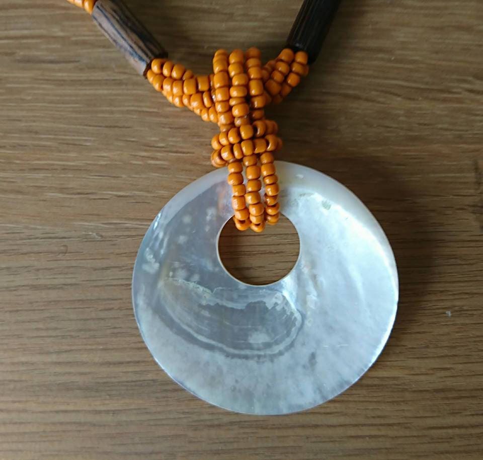 Vintage Shell Necklace Pendant Wooden Tribal Ceramic Orange Beaded Necklace Costume Jewellery Jewelry