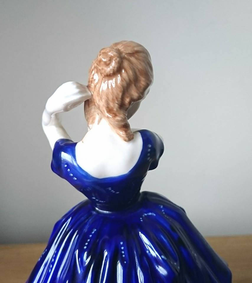Vintage Royal Doulton Figurine, Lady Laura HN3136, Blue Dress