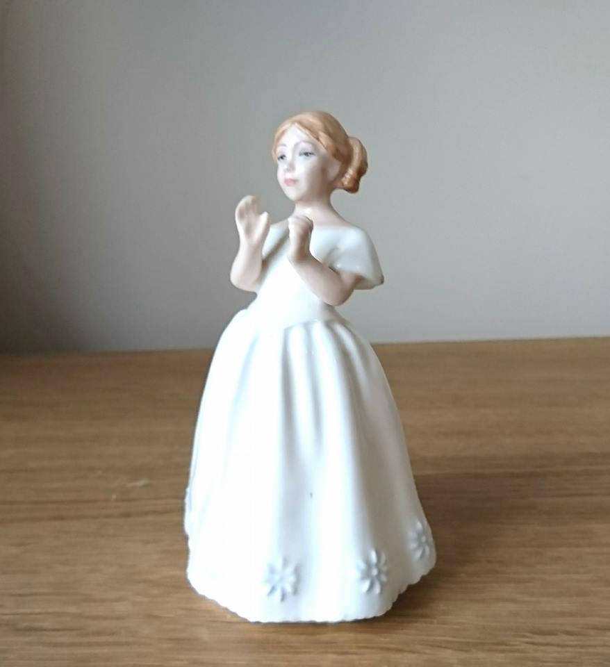 Royal Doulton Figurine Catherine HN3044 Vanity Fair Children  Pretty Girl Figurine White Dress