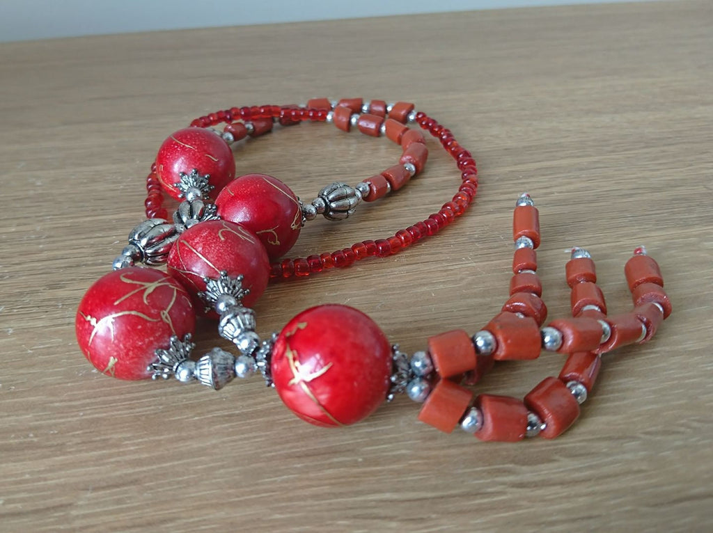 Vintage Red Beaded Necklace Chunky Tassel Screw Clasp Costume Jewellery Jewelry