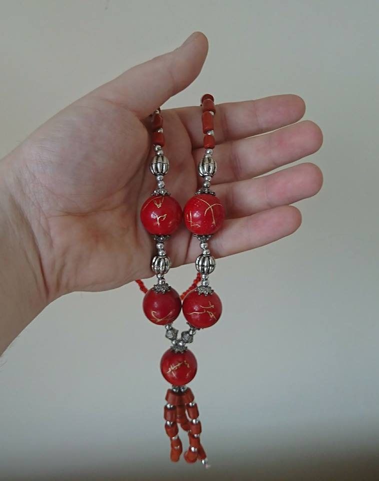 Vintage Red Beaded Necklace Chunky Tassel Screw Clasp Costume Jewellery Jewelry