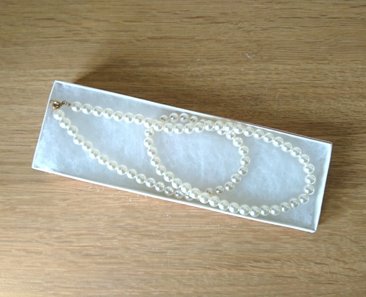 Vintage 1960s Faux Pearl Necklace, Single Strand, Costume Jewelry