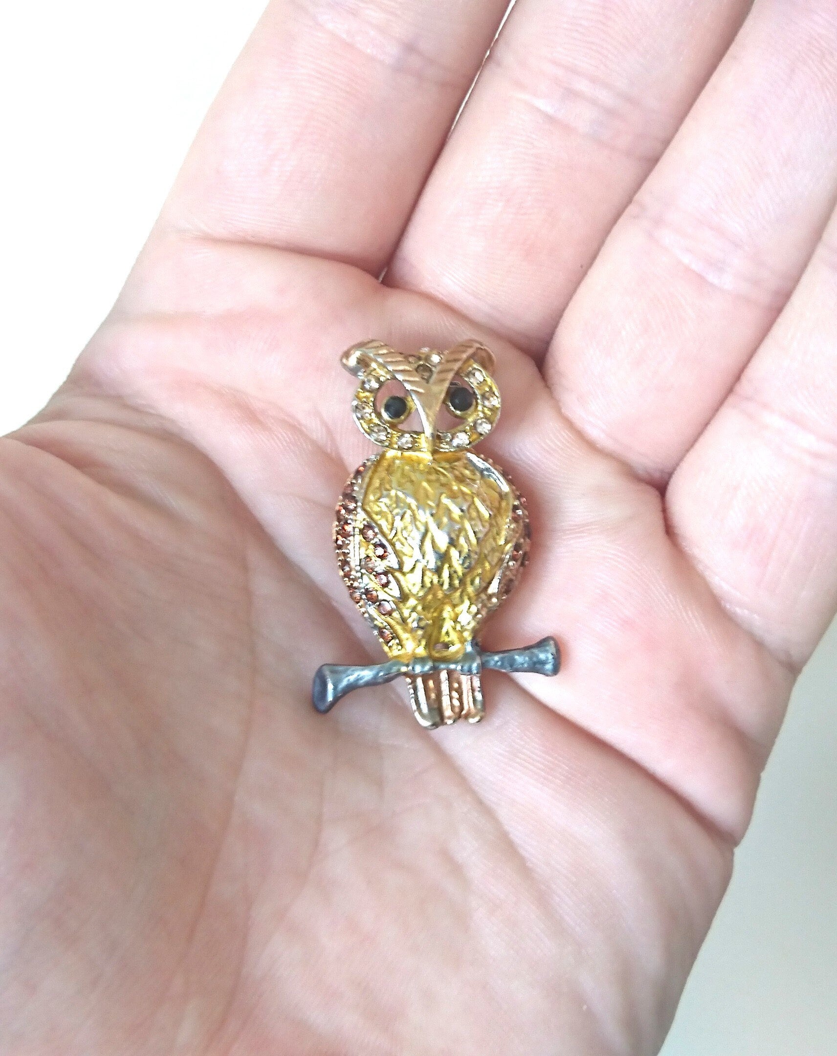 Vintage Gold Owl Brooch Amber Rhinestone Costume Jewellery Jewelry Vintage Bird Pin
