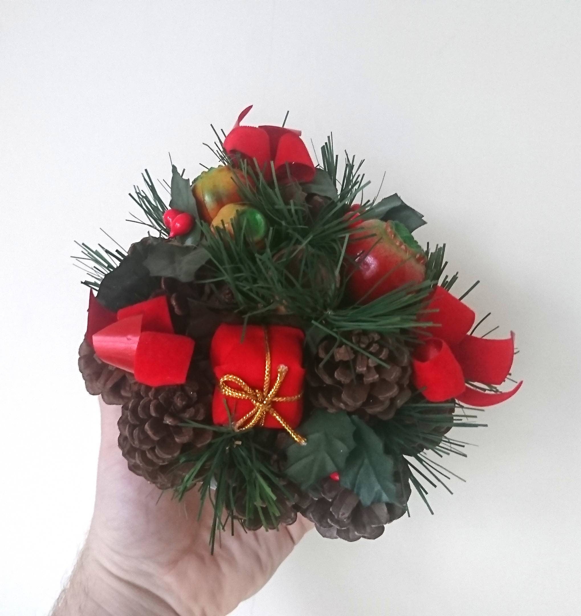 Vintage Christmas Acorn Candleholder Xmas Decor Decorative Holder Red Ribbons, Apple, Berries, Floral Arrangement