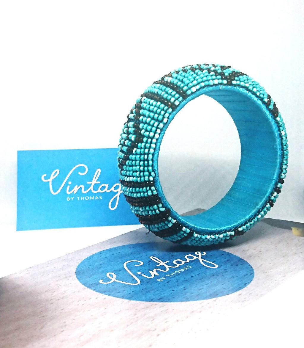 Vintage Seed Beaded Bracelet Blue and Black Round Chunky Retro Costume Jewellery Jewelry