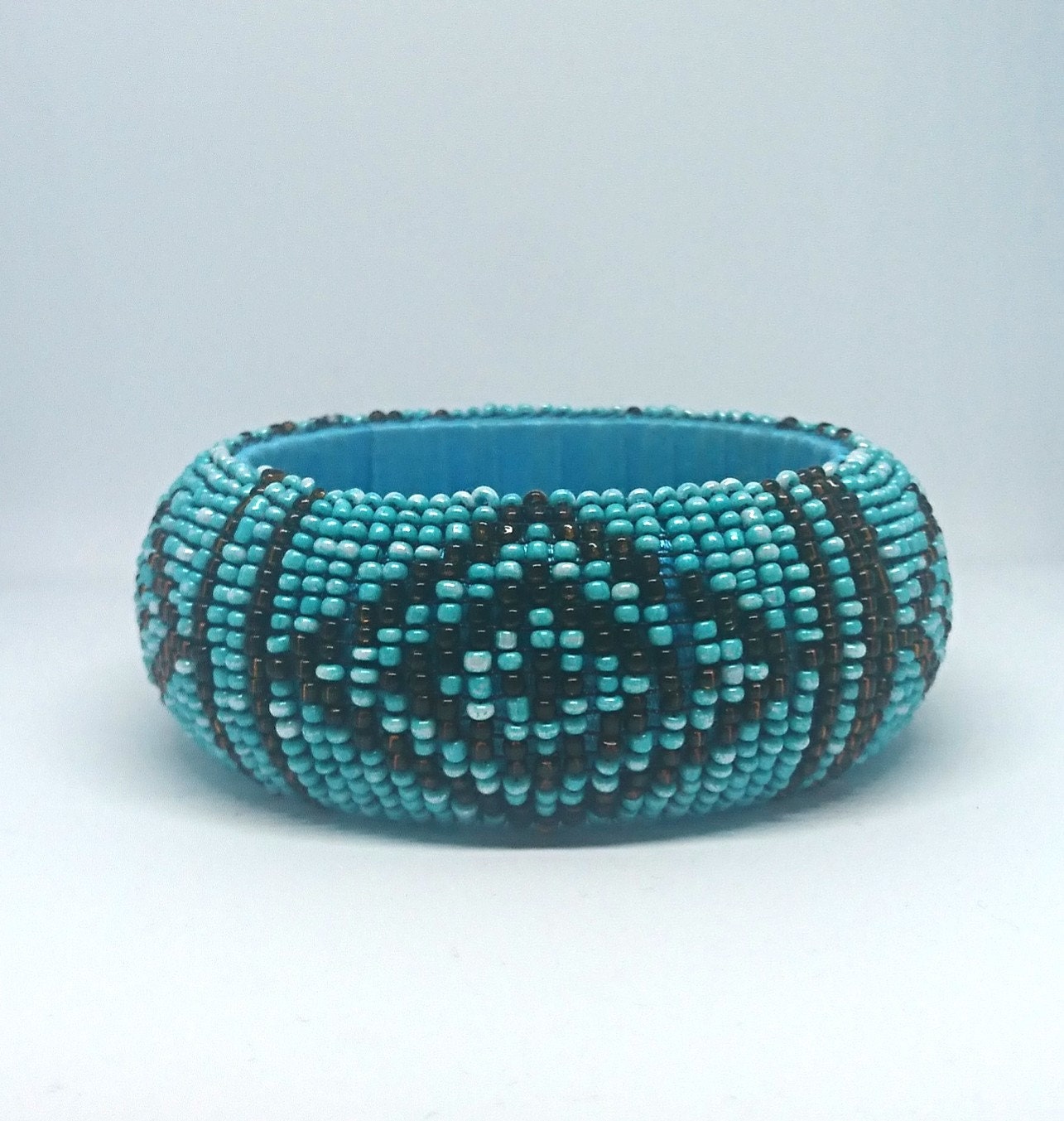 Vintage Seed Beaded Bracelet Blue and Black Round Chunky Retro Costume Jewellery Jewelry