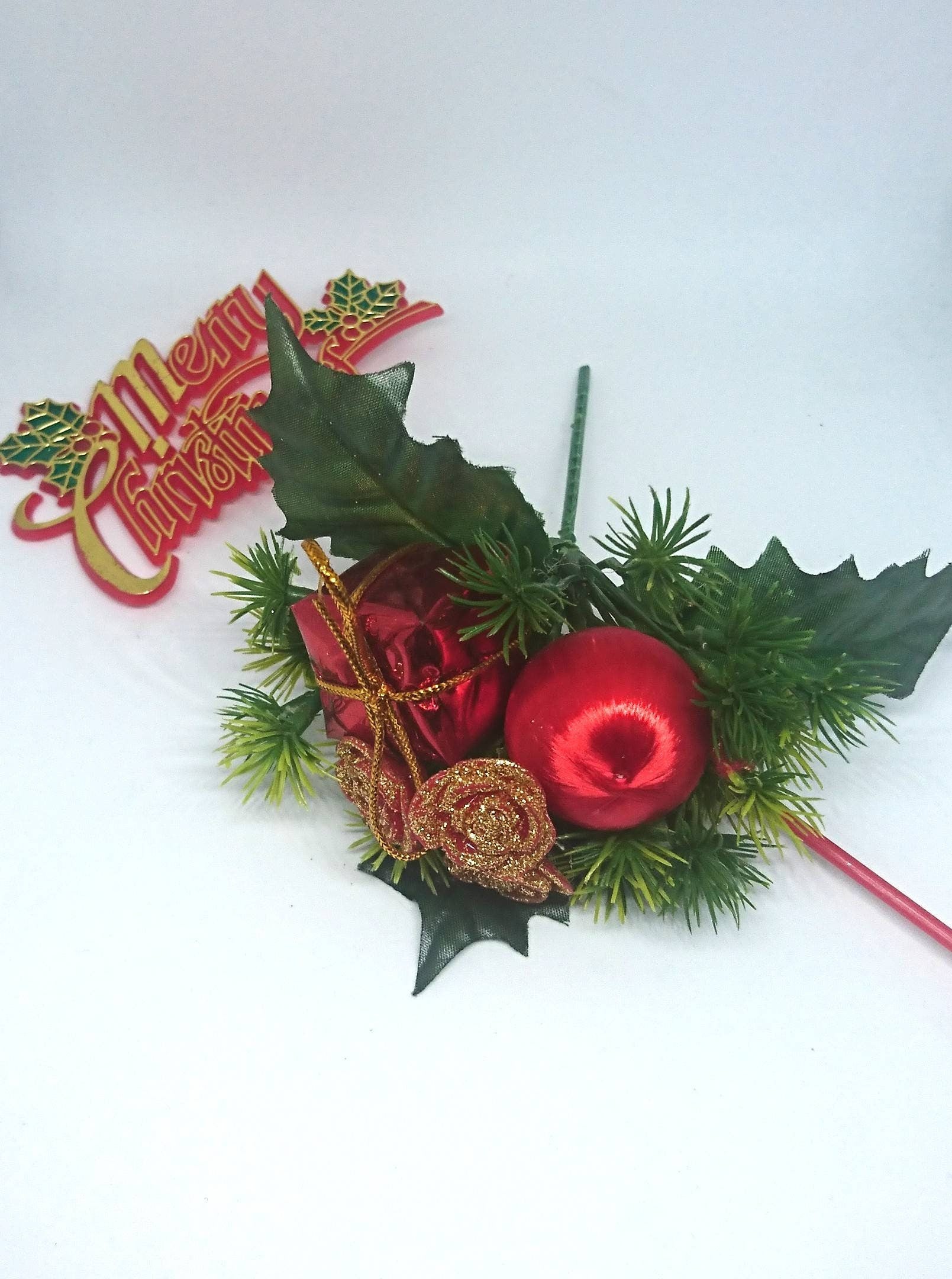 Vintage Christmas Floral Arrangement, Gold Berries, Tree Decor