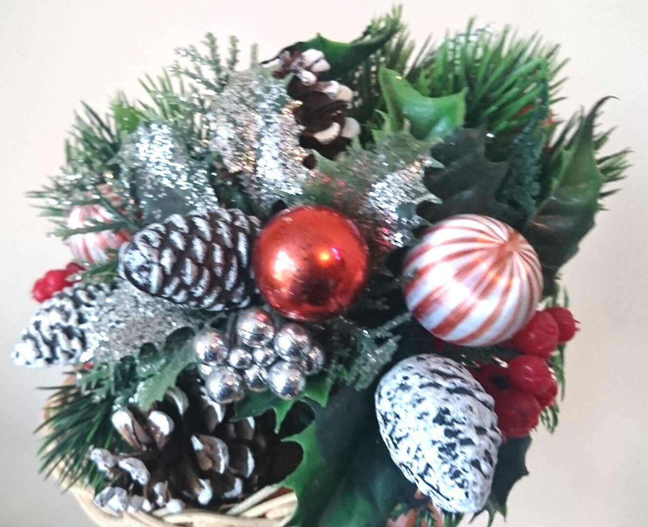 Vintage Christmas Wicker Sleigh Decoration, Floral Berry Bauble Basket