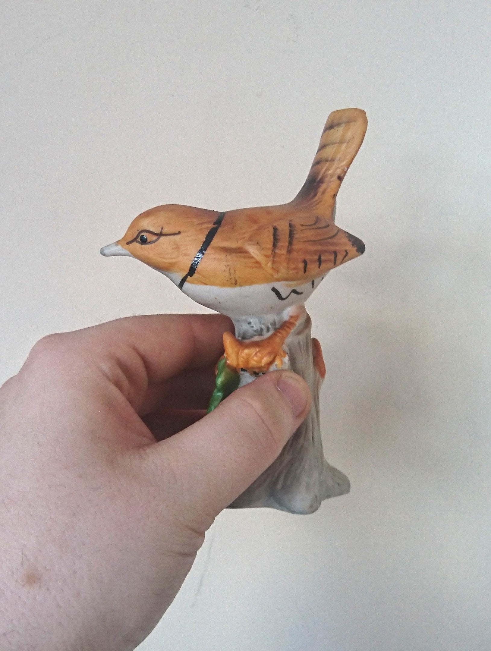 Vintage Bird Figurine Wren Collectable Ceramic Bird Ornament Wildlife British Nature