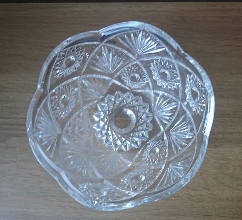 Vintage Heavy Crystal Glass Fruit Bowl, Floral Sunburst Pattern