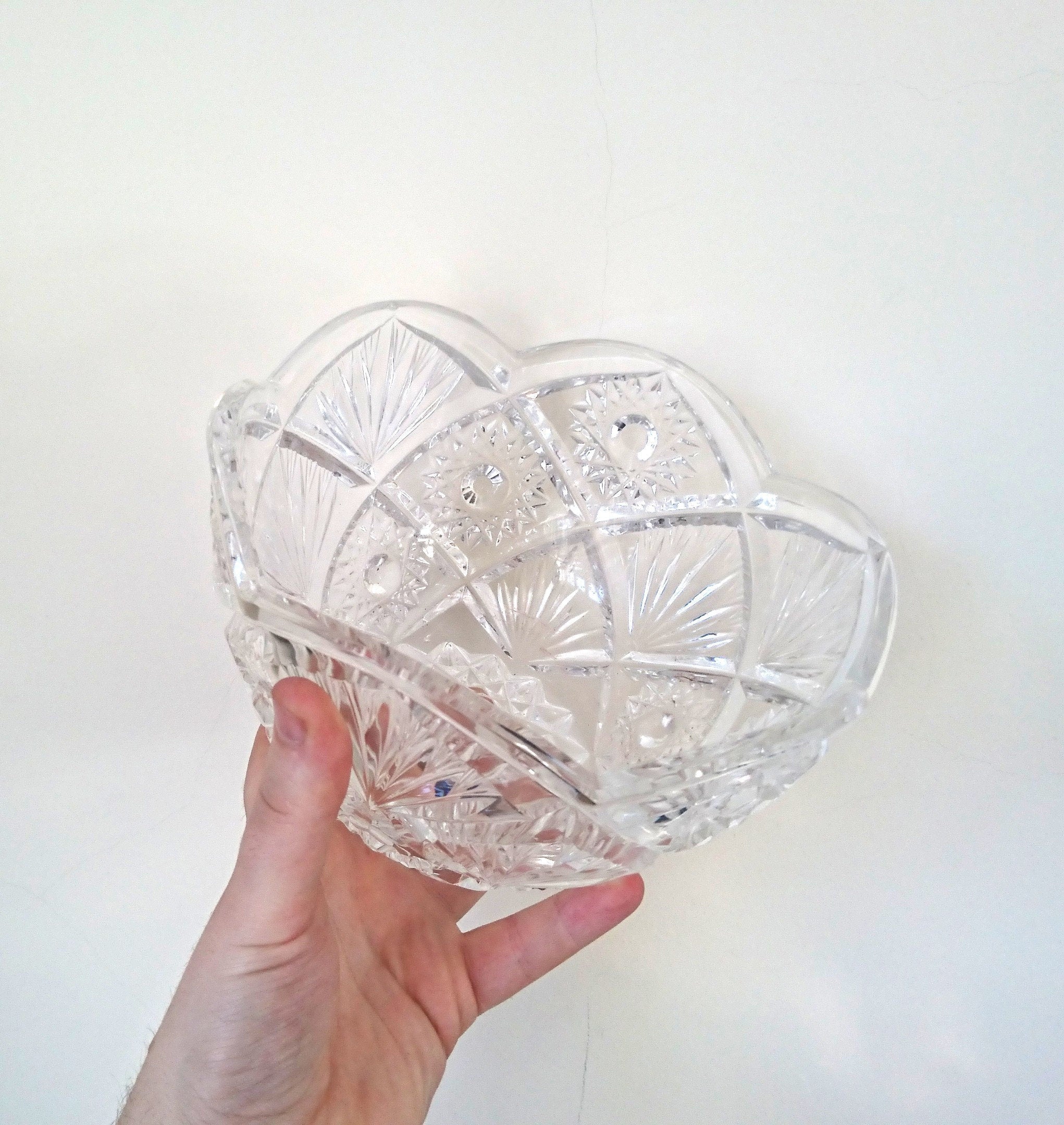 Vintage Heavy Crystal Glass Fruit Bowl, Floral Sunburst Pattern