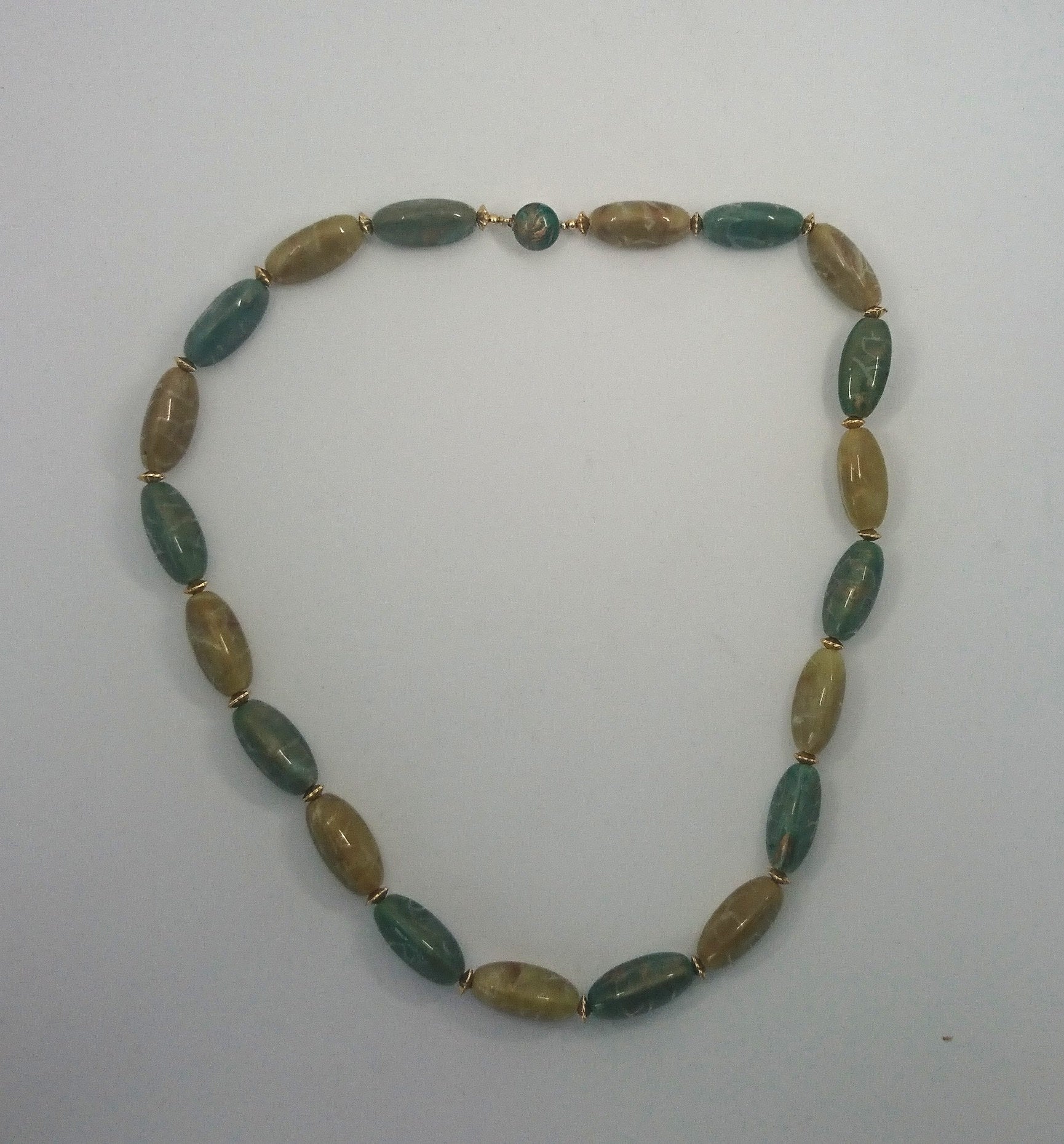 Vintage Marbled Lucite Beaded Necklace, Retro Costume Jewelry