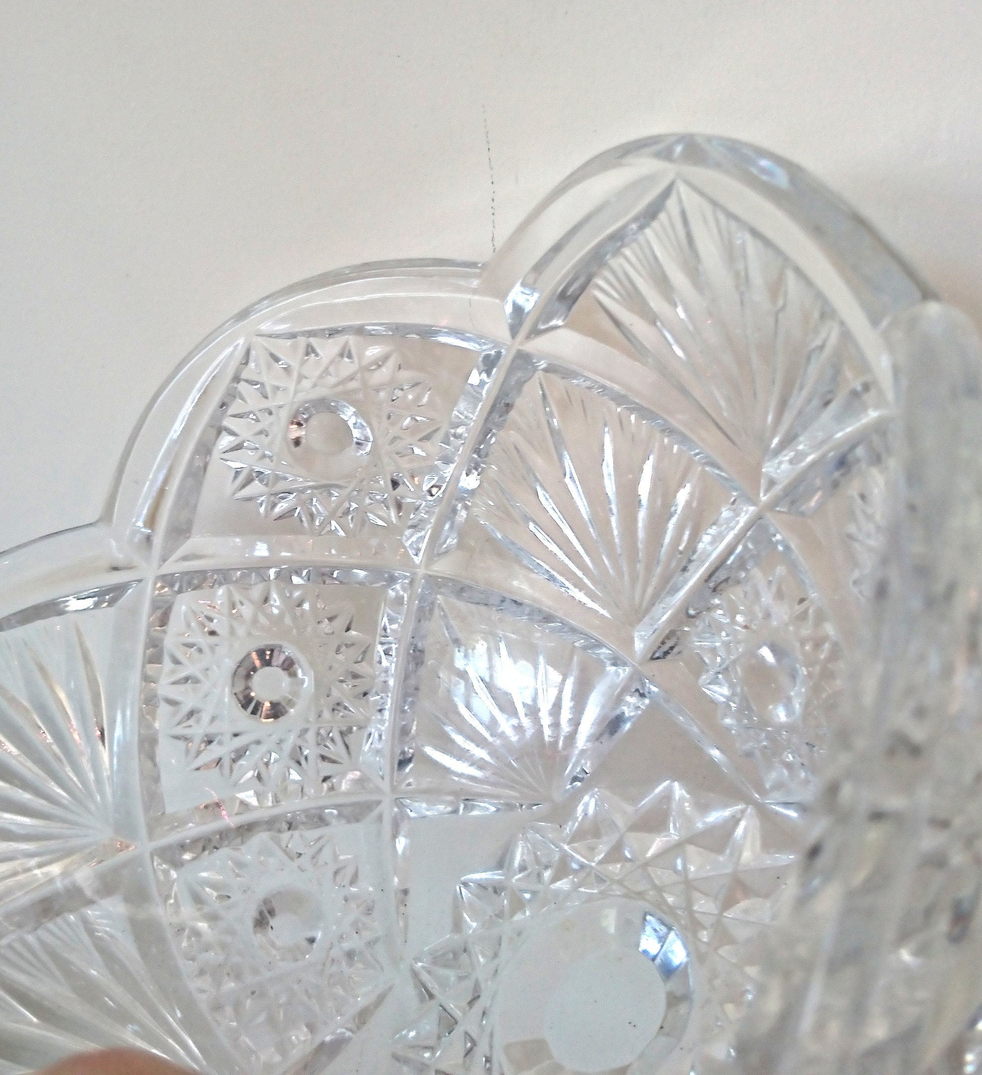 Vintage Heavy Crystal Glass Fruit Bowl, Floral Sunburst Pattern