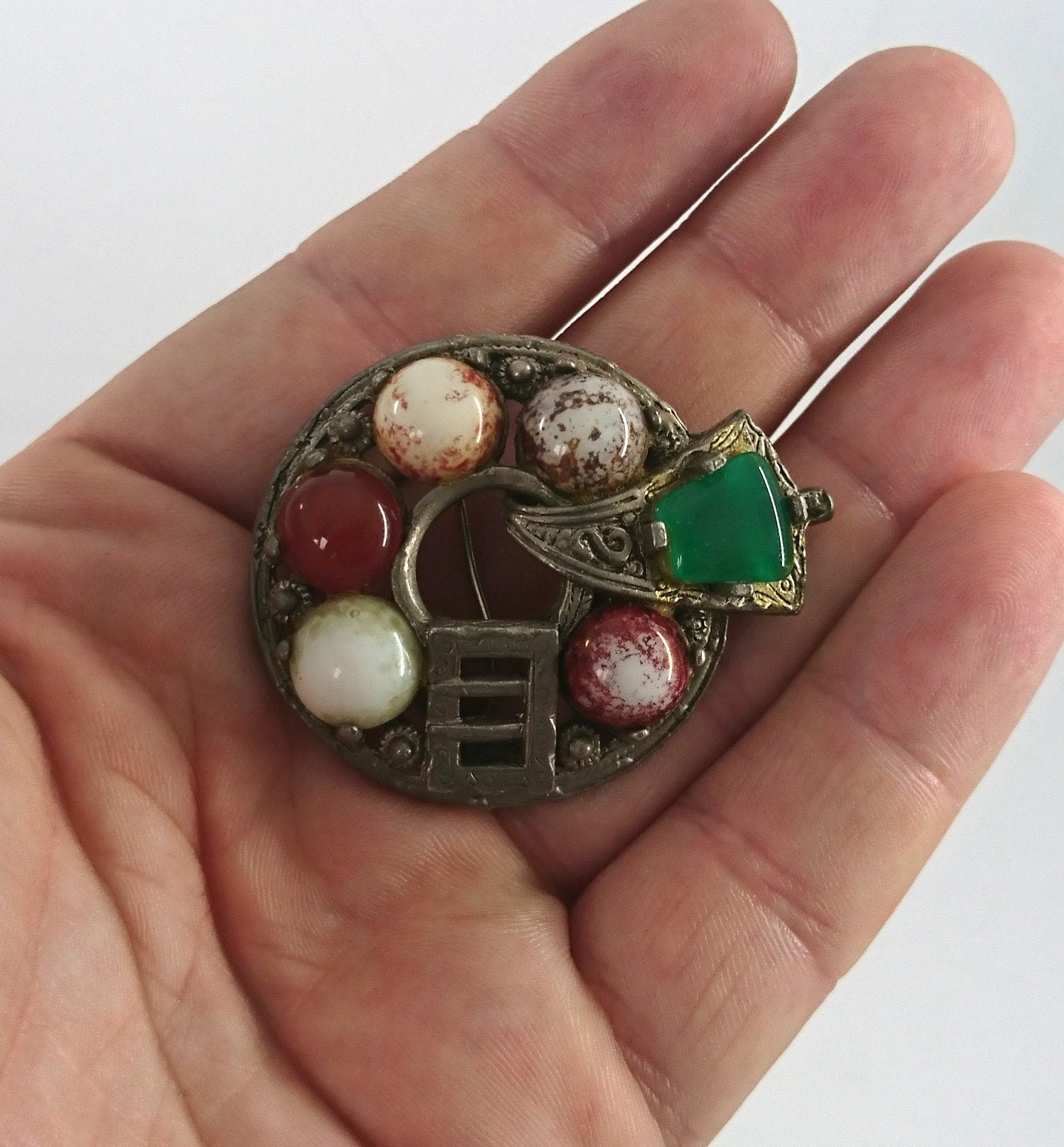 Vintage Brooch Scottish Celtic Agate Pin Silver Tone Costume Jewellery Jewelry