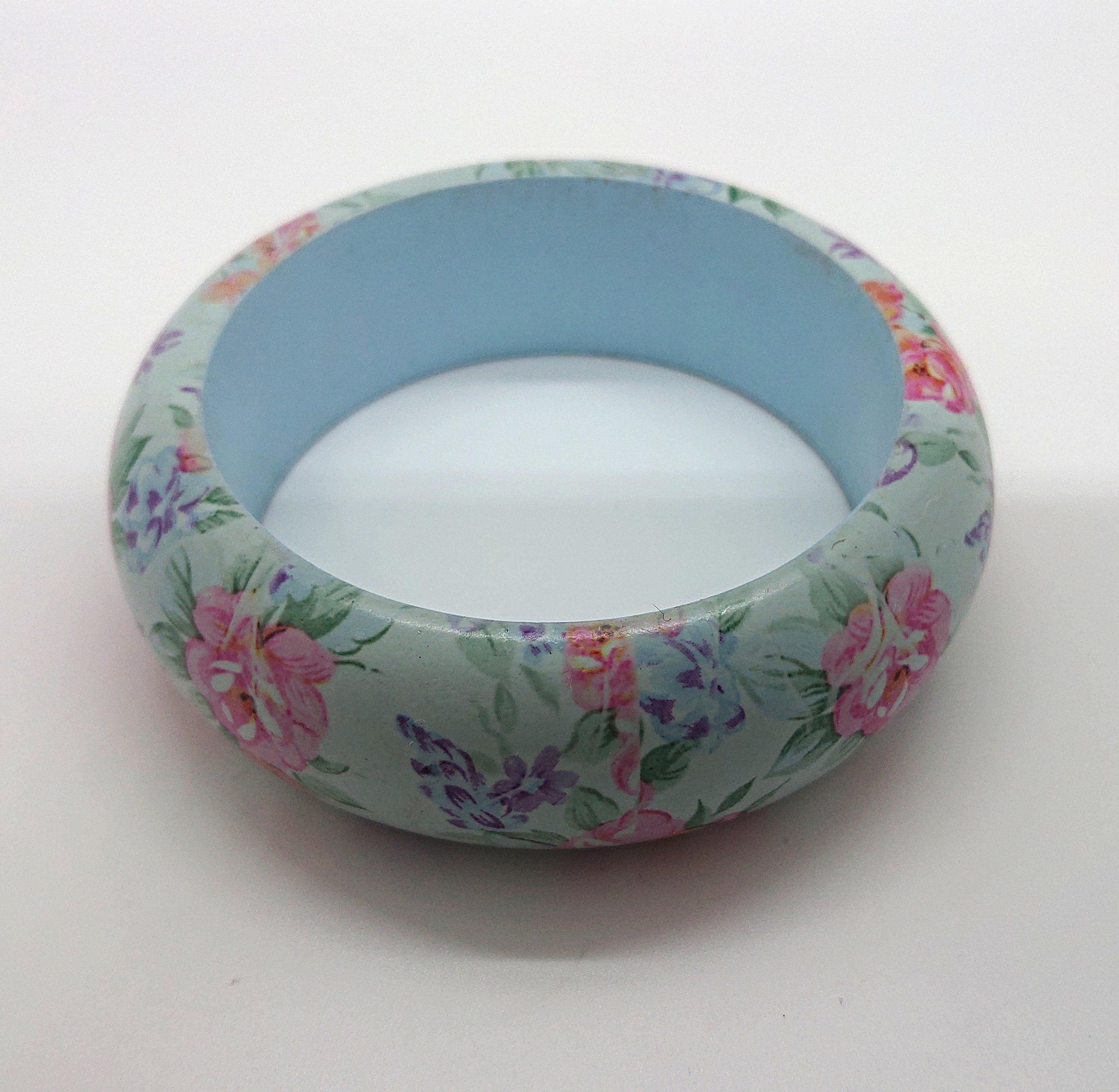 Vintage Wooden Floral Bangle Blue and Pink Pastel Bracelet Costume Jewellery Jewelry