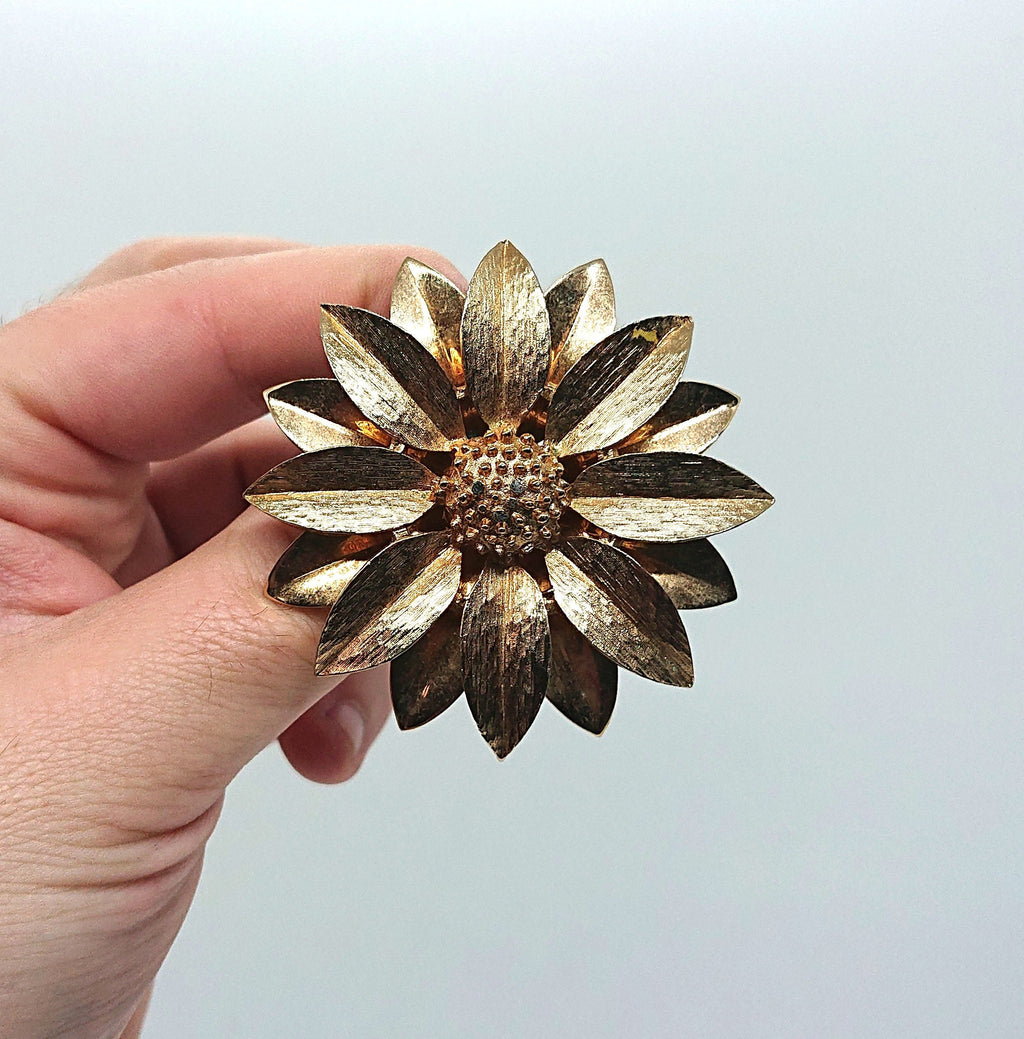 Vintage Sarah Coventry Gold Floral Brooch, 1960s Flower Pin