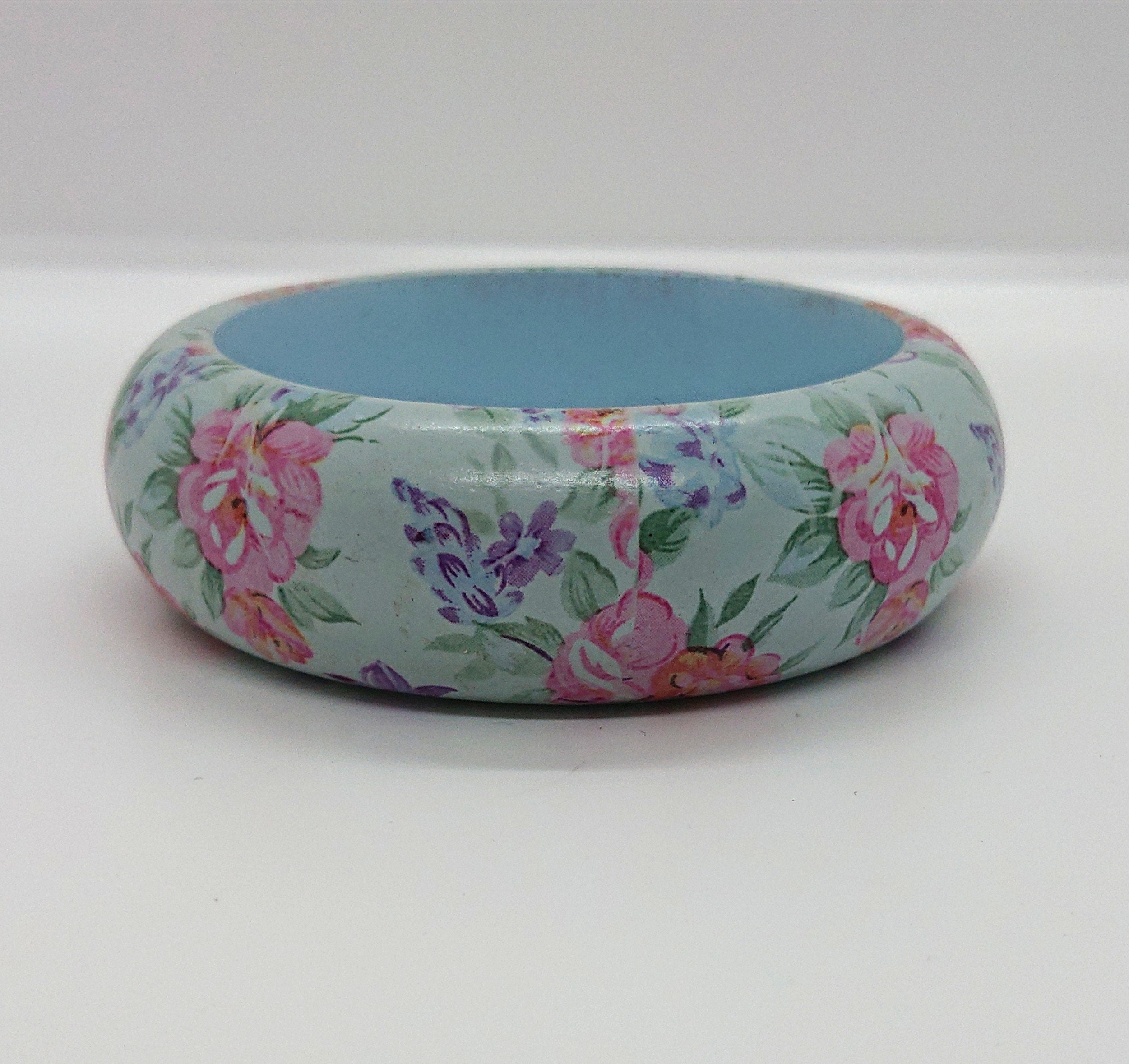 Vintage Wooden Floral Bangle Blue and Pink Pastel Bracelet Costume Jewellery Jewelry