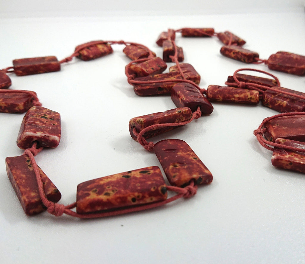 Vintage Necklace Long Chunky Red/Orange Speckled Bone Beaded Costume Jewellery Jewelry