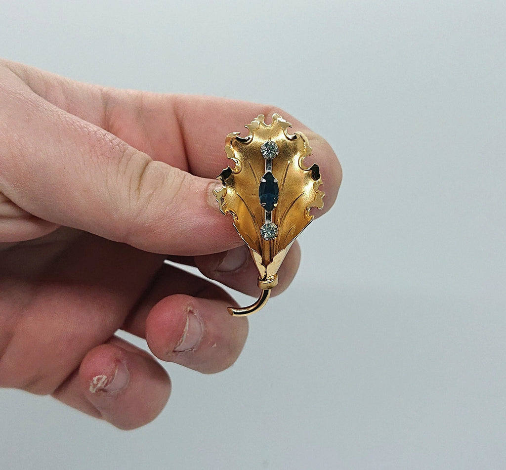 Vintage Floral Brooch: Sapphire & Rhinestone Gold Tone Pin by Ecco G.F.