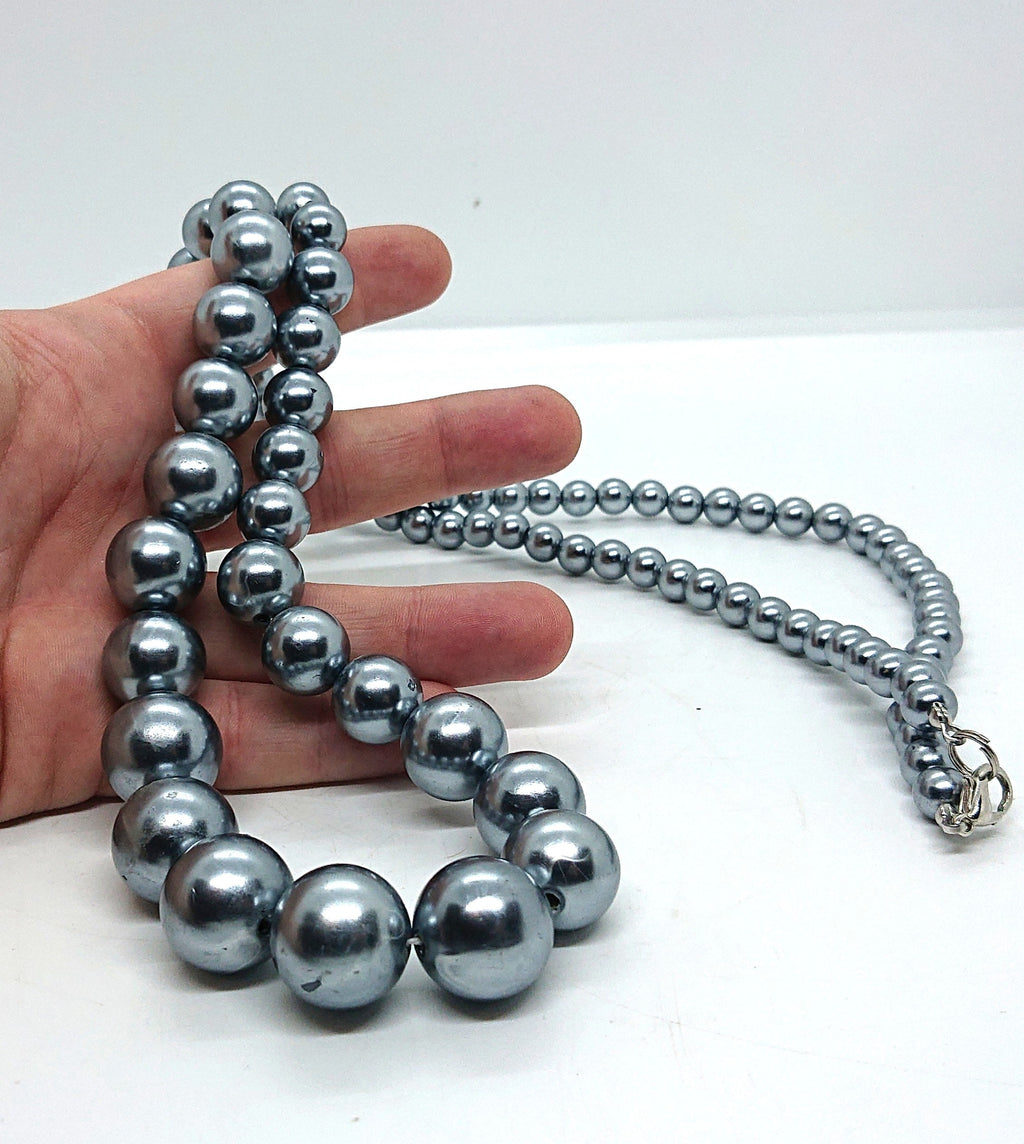 Vintage Lucite Round Beaded Necklace PASTEL SILVER BLUE Long Chunky Bead Necklace Costume Jewellery Jewelry