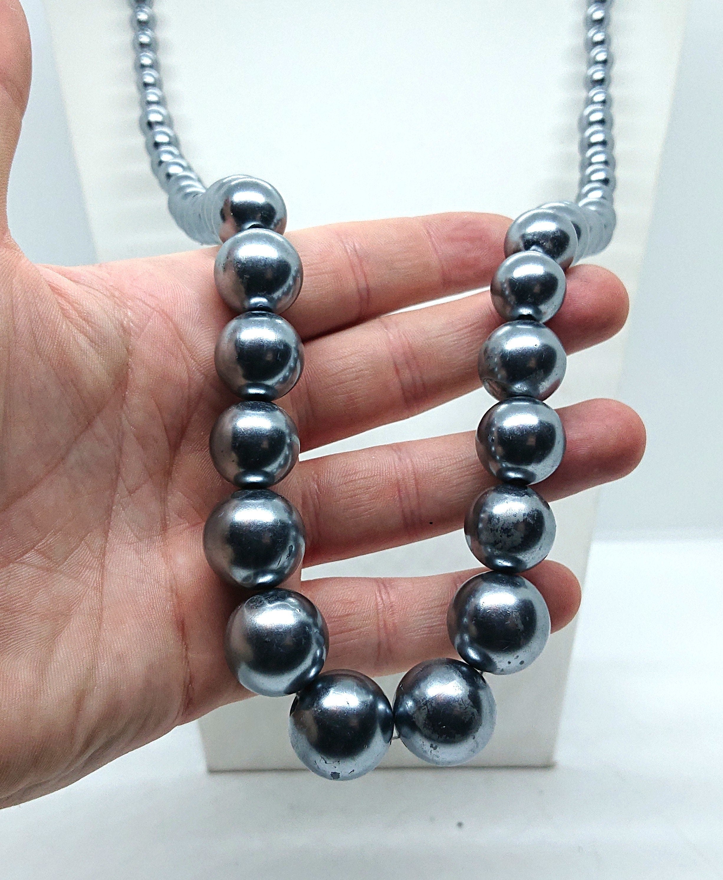 Vintage Lucite Round Beaded Necklace PASTEL SILVER BLUE Long Chunky Bead Necklace Costume Jewellery Jewelry