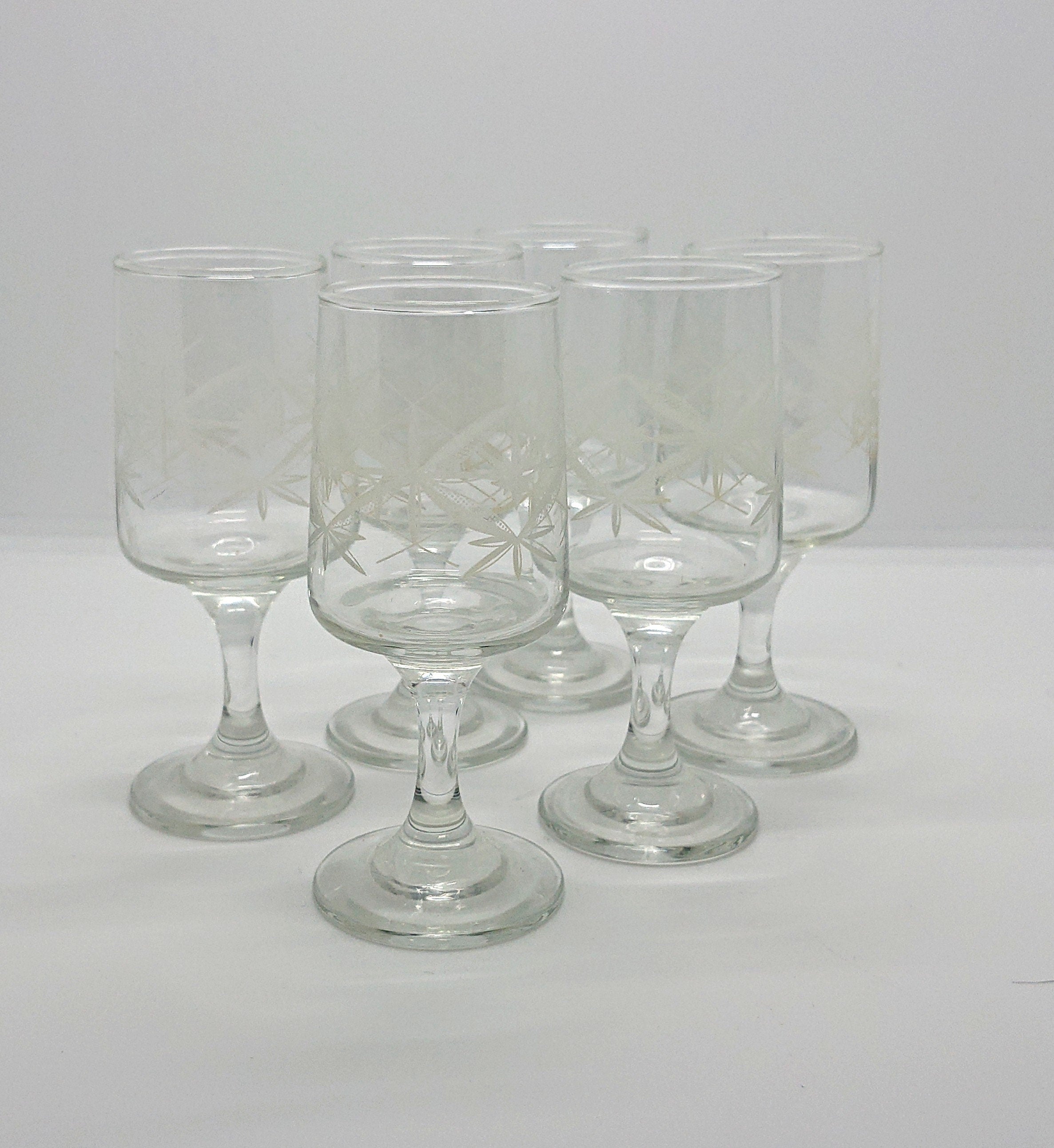 Vintage Drinking Glasses Sherry/Wine Set of 6 Retro White Starburst Design Kitsch Barware