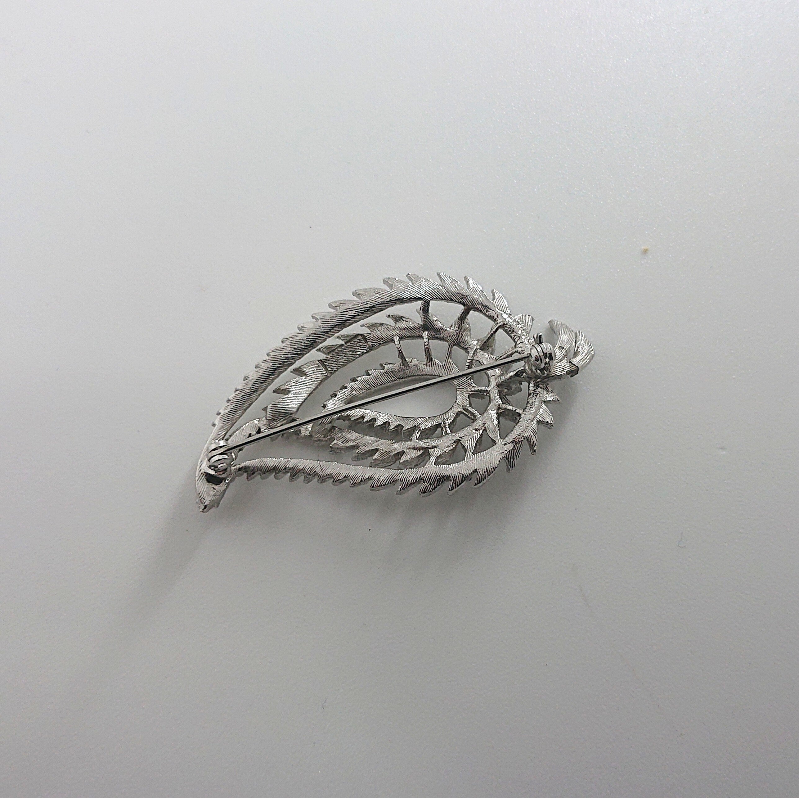 Silver Leaf Brooch Retro Leaf Pin Costume Jewellery Jewelry Vintage