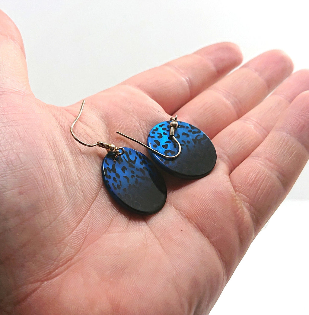 Vintage Earrings Blue and Black Round Print Lucite Earrings Costume Jewellery Jewelry