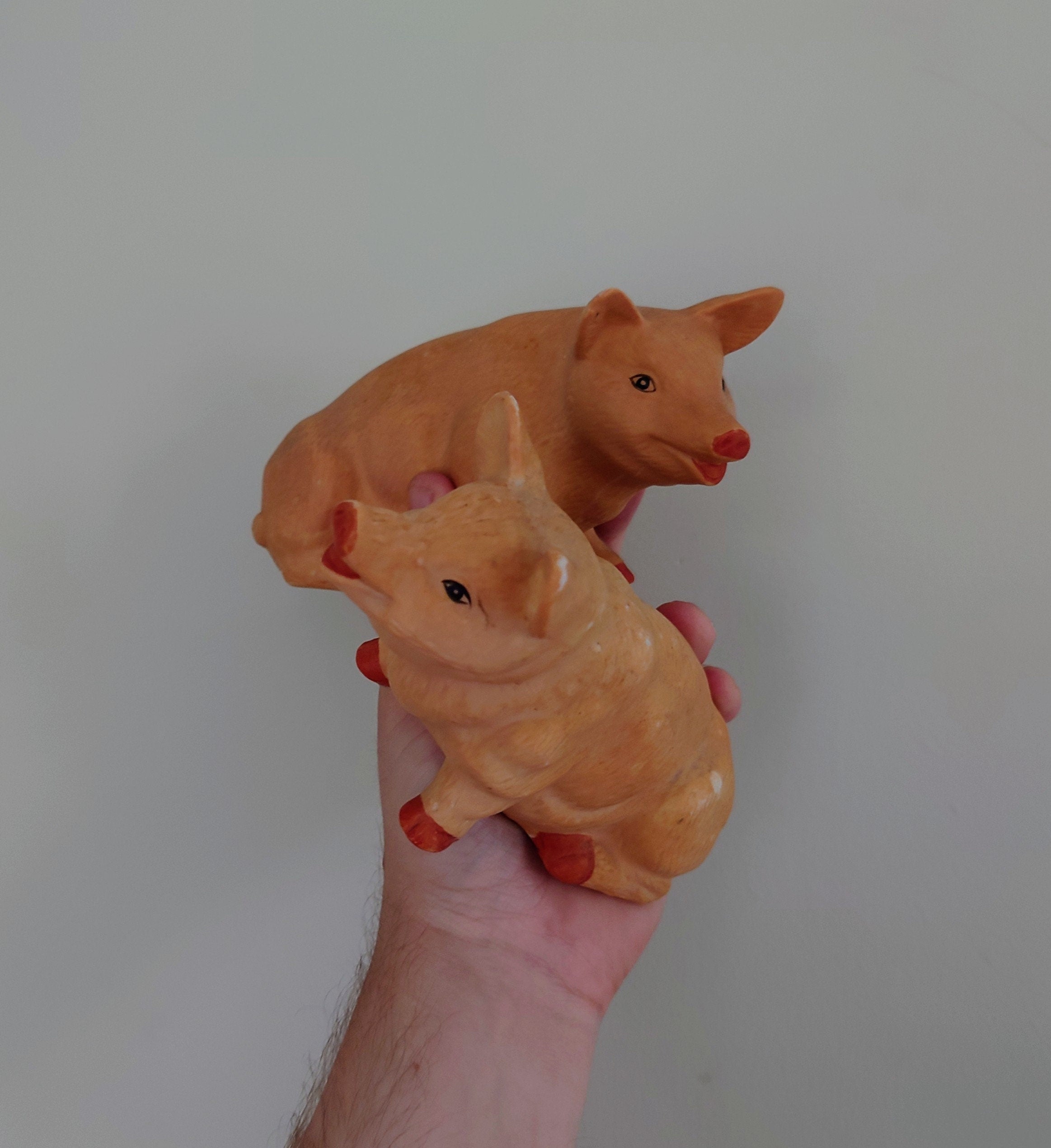 Vintage Farm Pig Figurine Pair, Farmhouse Collectible Ornament