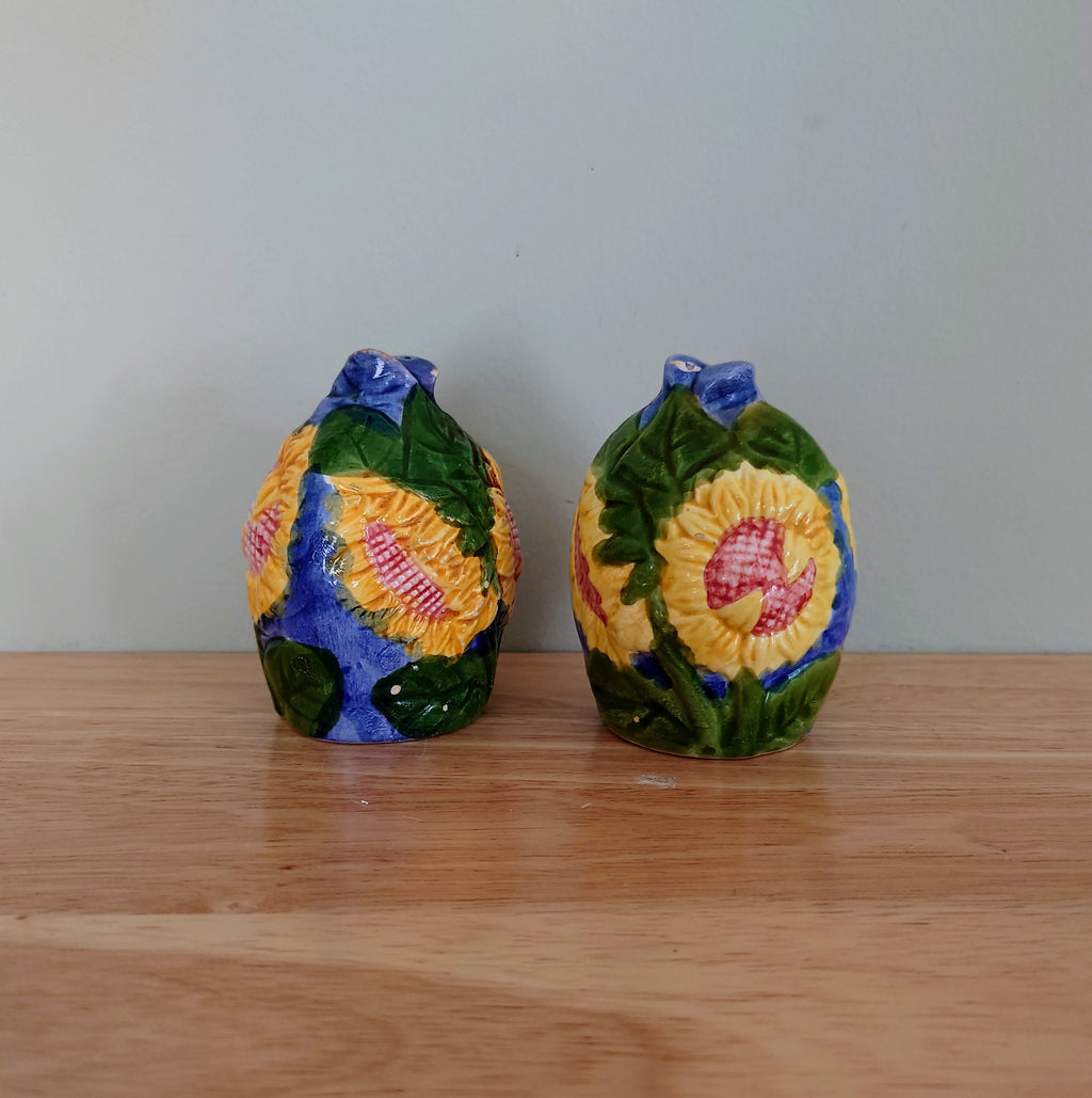 Floral Cruets Novelty Sunflower Ceramic Salt and Pepper Shakers Decorative Kitsch Kitchenware Yellow Sunflower Green