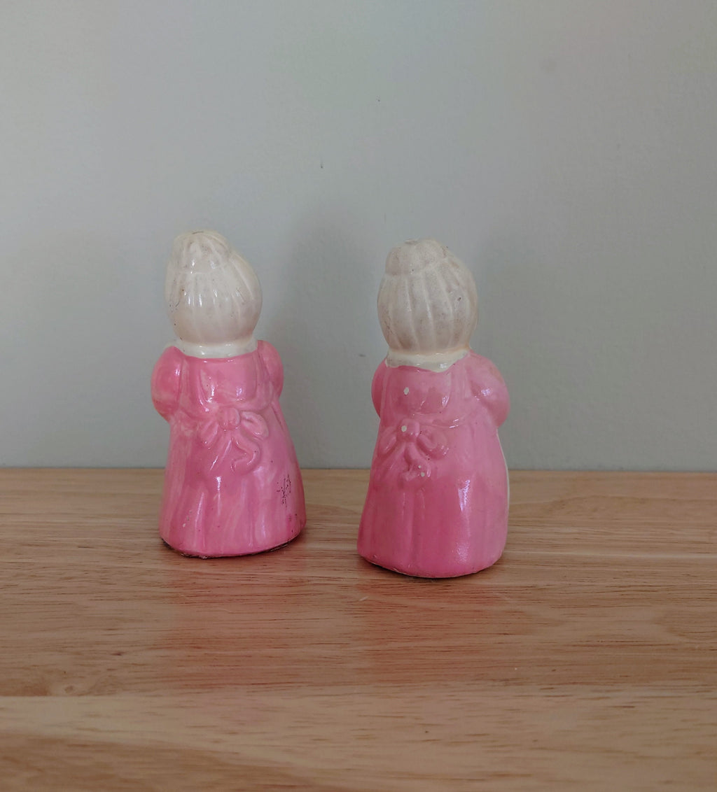 Vintage Salt and Pepper Shaker Set Granny  Ceramic Cruets Salt and Pepper Shakers Retro Kitsch Funny Granny Salts