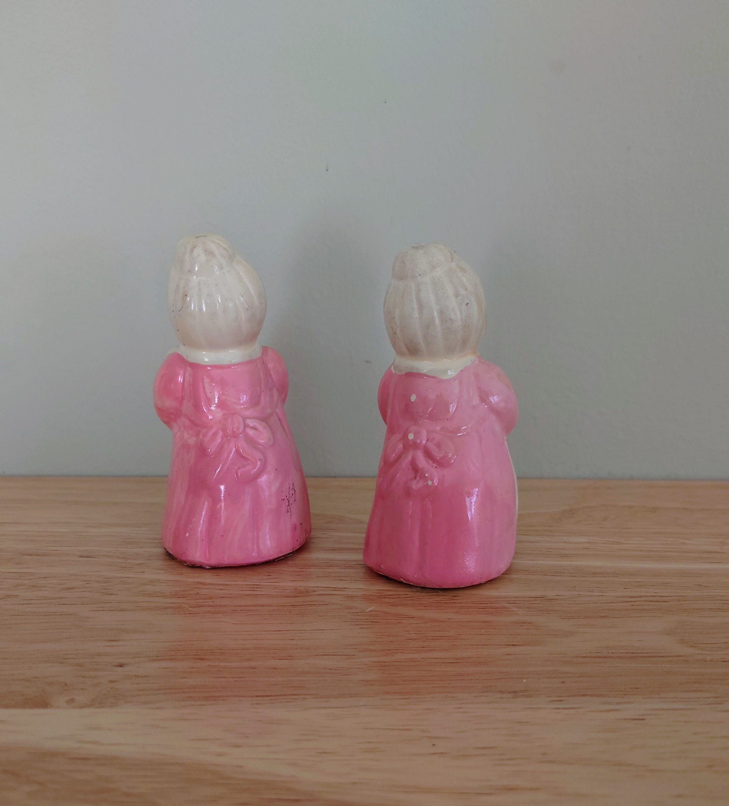Vintage Salt and Pepper Shaker Set Granny  Ceramic Cruets Salt and Pepper Shakers Retro Kitsch Funny Granny Salts