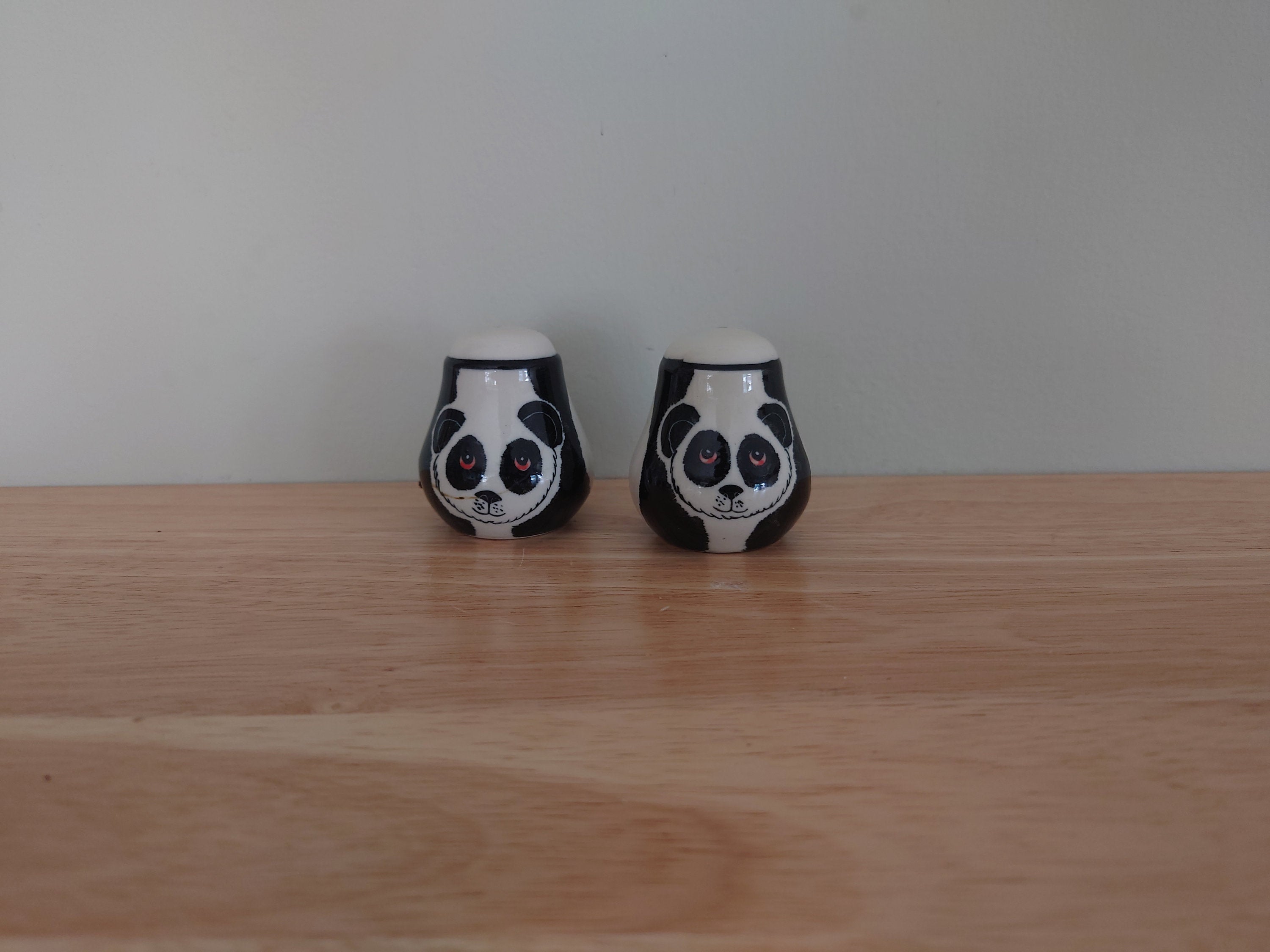 Vintage Panda Salt and Pepper Cruets Giant Panda Shakers Ceramic Novelty cruets collectable Kitsch Retro 1980's Bear Salts