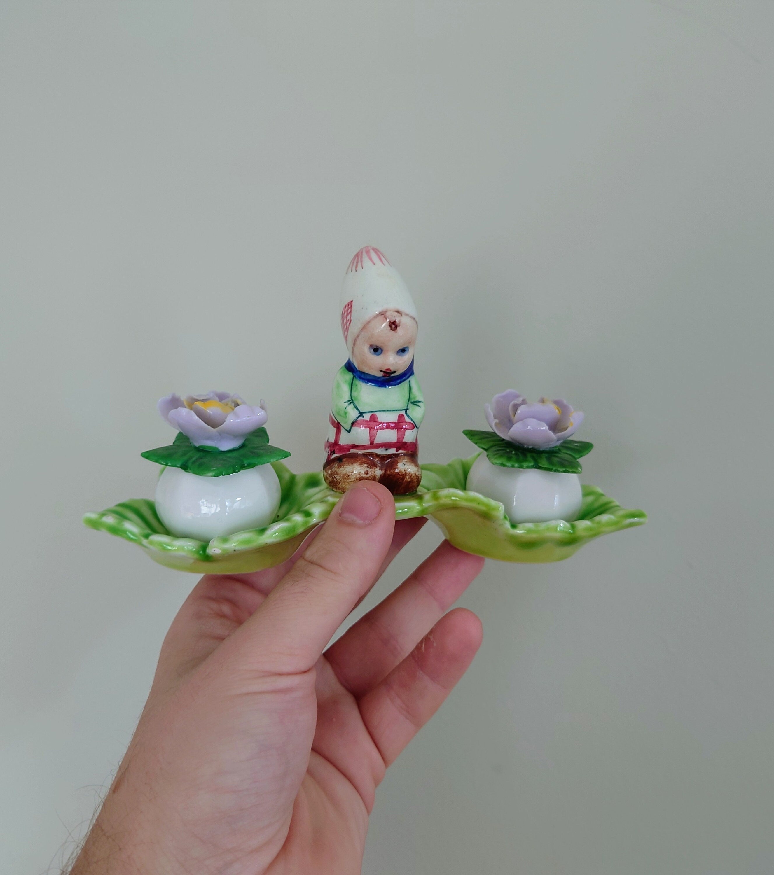 Ceramic Salt and Pepper Shaker Vintage Cruet Set Floral Flower Bud Salts Salt and Pepper Cruet Gift Idea Retro 1960's Kitsch Cute