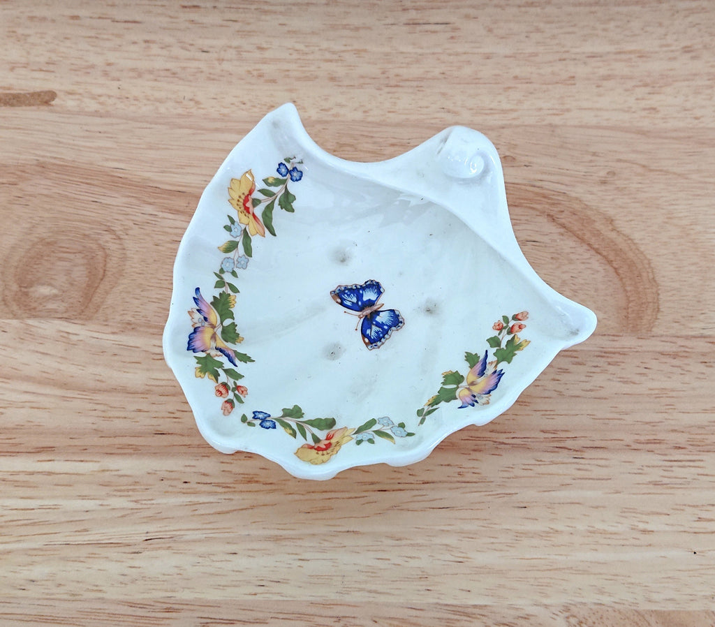 Shell Shaped Dish Cottage Garden Aynsley Fine Bone China Porcelain Made in England Cottage Garden Pattern Collectable Gift Vintage
