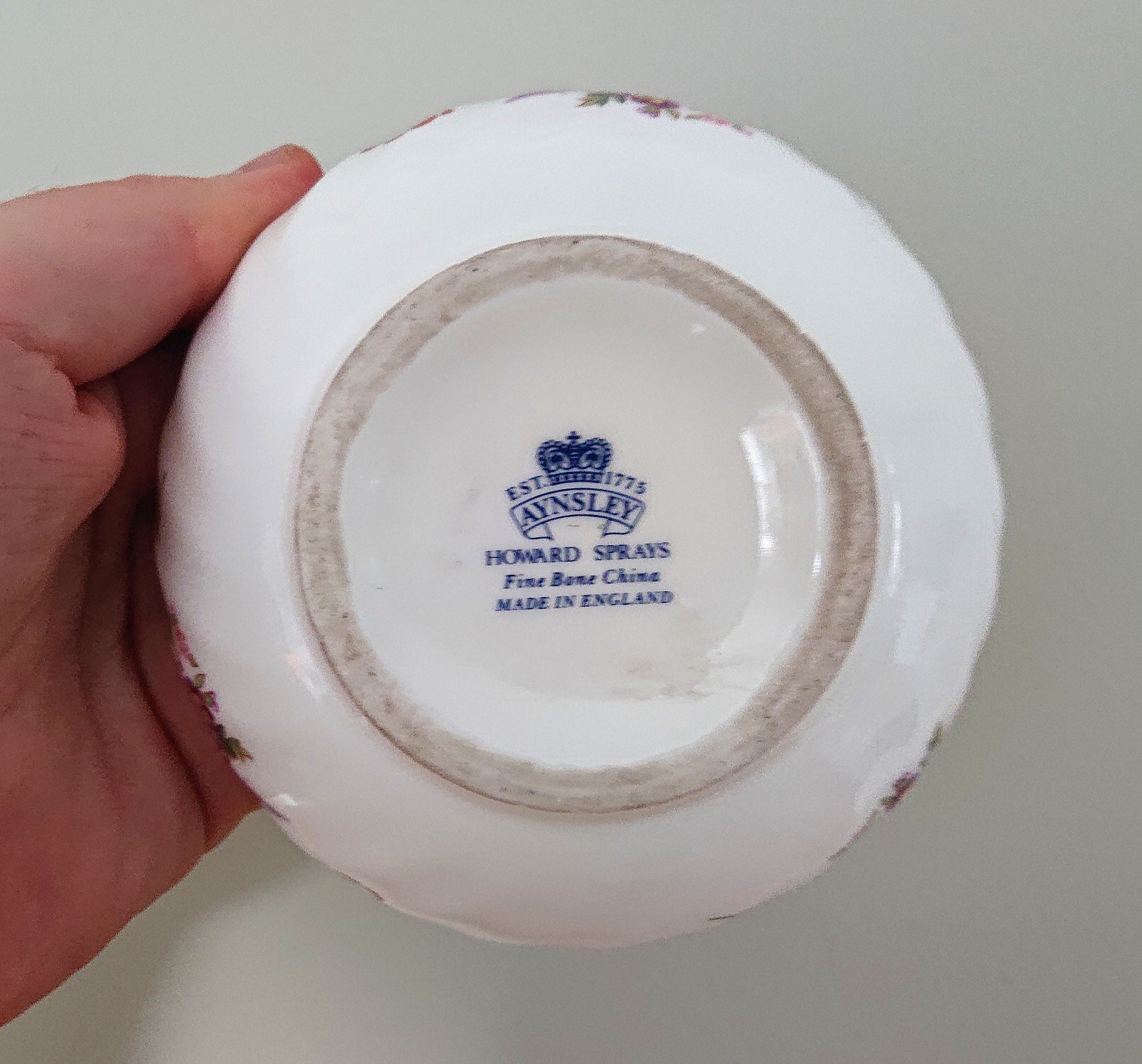 Round Box with Lid Howard Sprays Aynsley Fine Bone China Porcelain Made in England Howard Sprays Pattern Collectable Gift Vintage