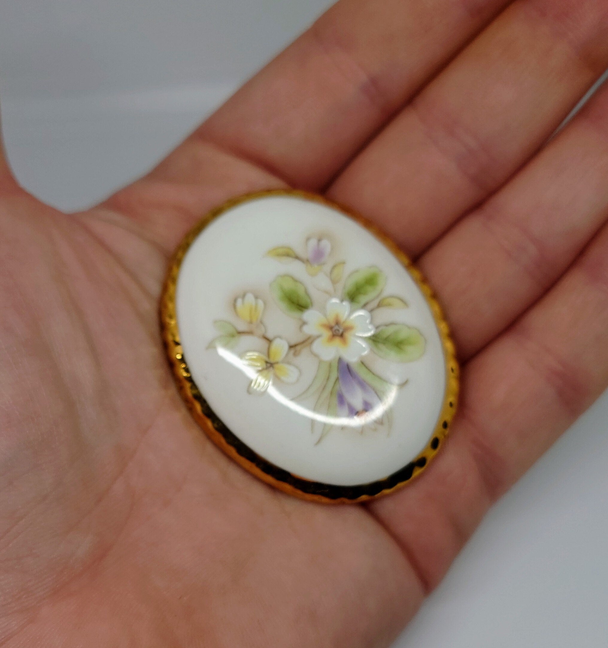 Aynsley Brooch Vintage Floral Cottage Garden  In Original Box Percaline Costume Jewellery Made in England Pendant Brooch
