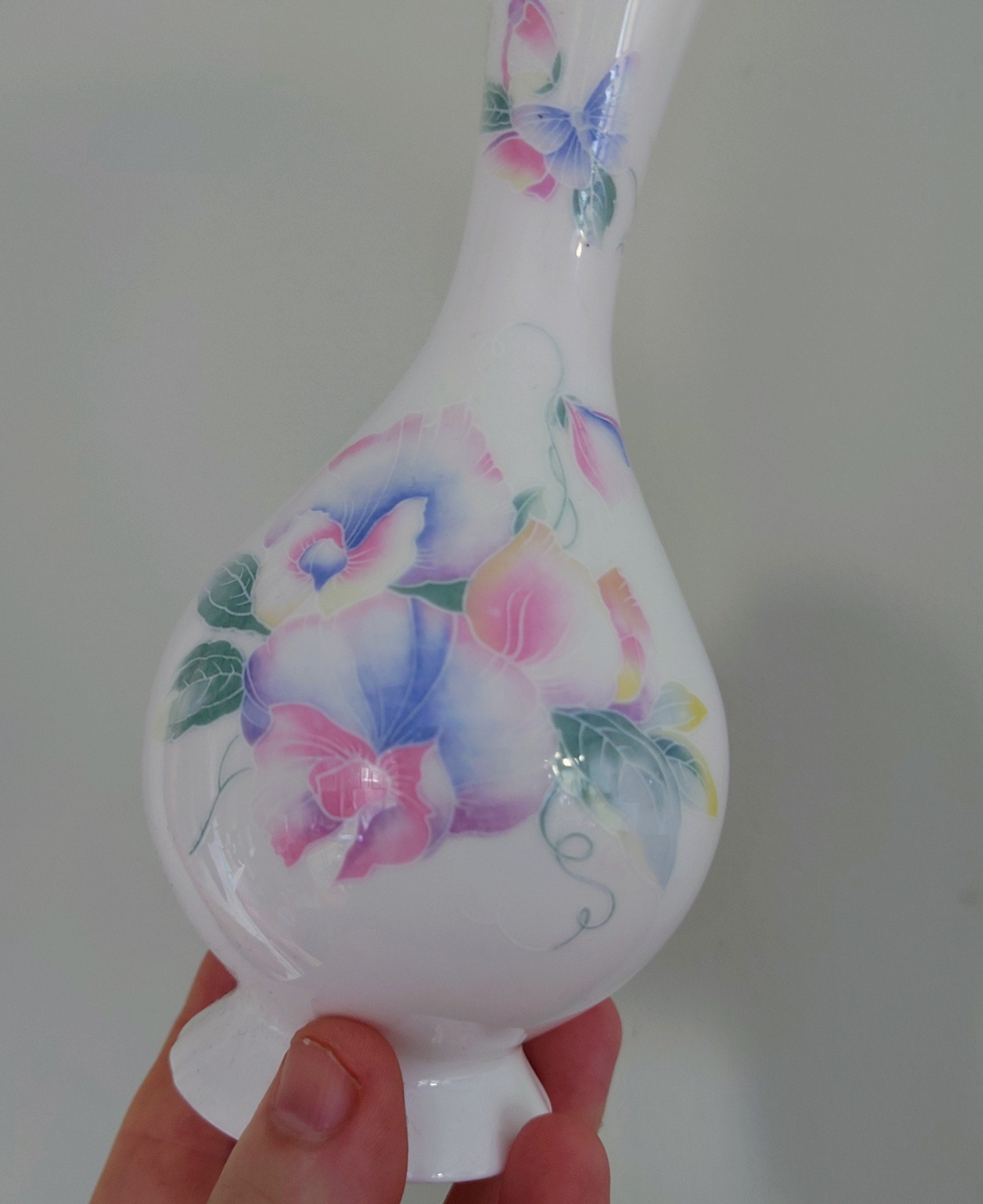 Little Sweetheart Aynsley Bud Vase Globe Porcelain Made in England Little Sweetheart Pattern Collectable Vintage
