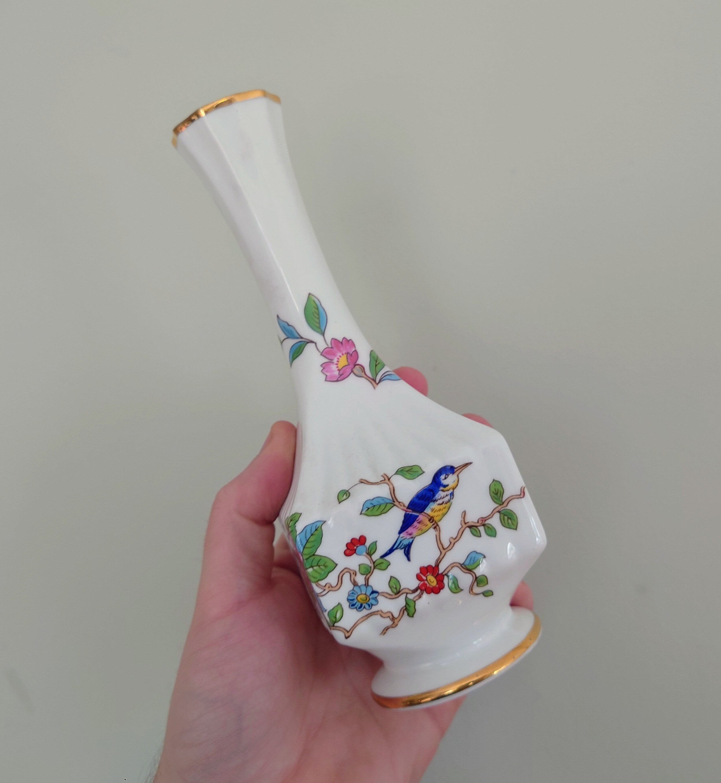 Aynsley 7" Bud Vase Pembroke (Gold Trim) Fine Bone China Porcelain Made in England Pembroke Pattern Collectable Vintage
